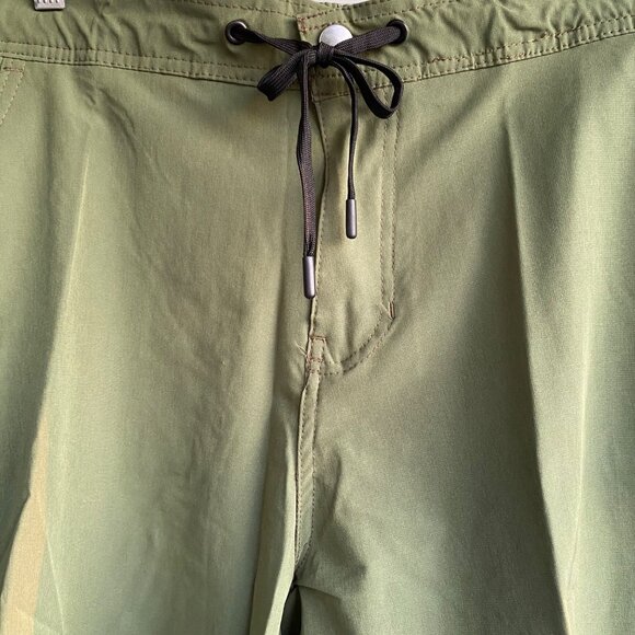 Trunks Surf & Swim Co Mens Multi Purpose Short 6.5 in Sz S Army Green Jacquard - Picture 6 of 12